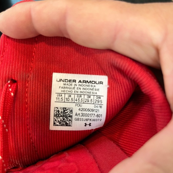 Men’s 11.5 Under Armour football/lacrosse high top cleats - Picture 5 of 5